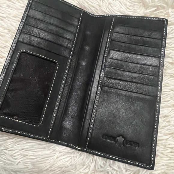Montana West Black Wallet Holder with Textured Genuine Leather Design NWT​ - Picture 4 of 7